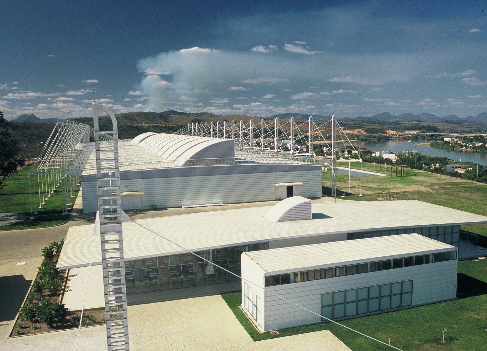 Vista aérea da fábrica da PW Brasil Têxtil em Colatina, Espírito Santo